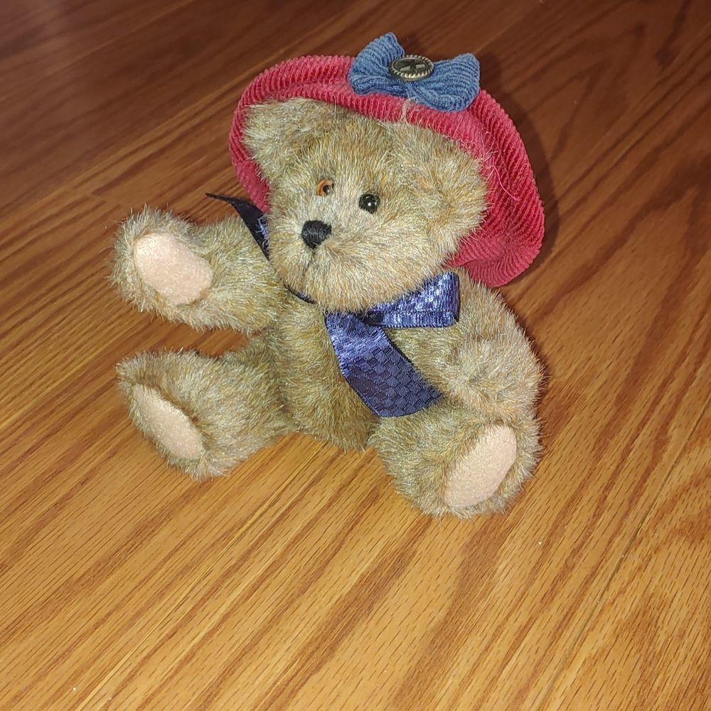 Boyds Bear Hats and Such Collection  Mamie Glorybear  6" plush
